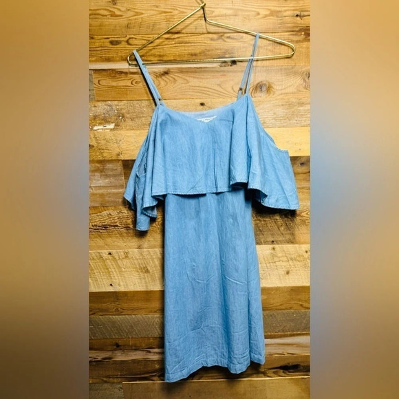 Pink Martini Denim cold shoulder spaghetti ruffle light blue festival street S - Picture 1 of 4